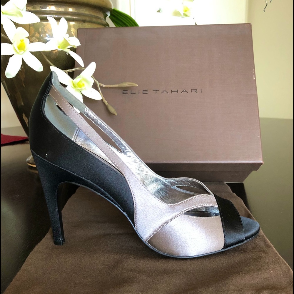 Elie Tahari Sloane Sandal Size 38 Brand New, Never Worn.